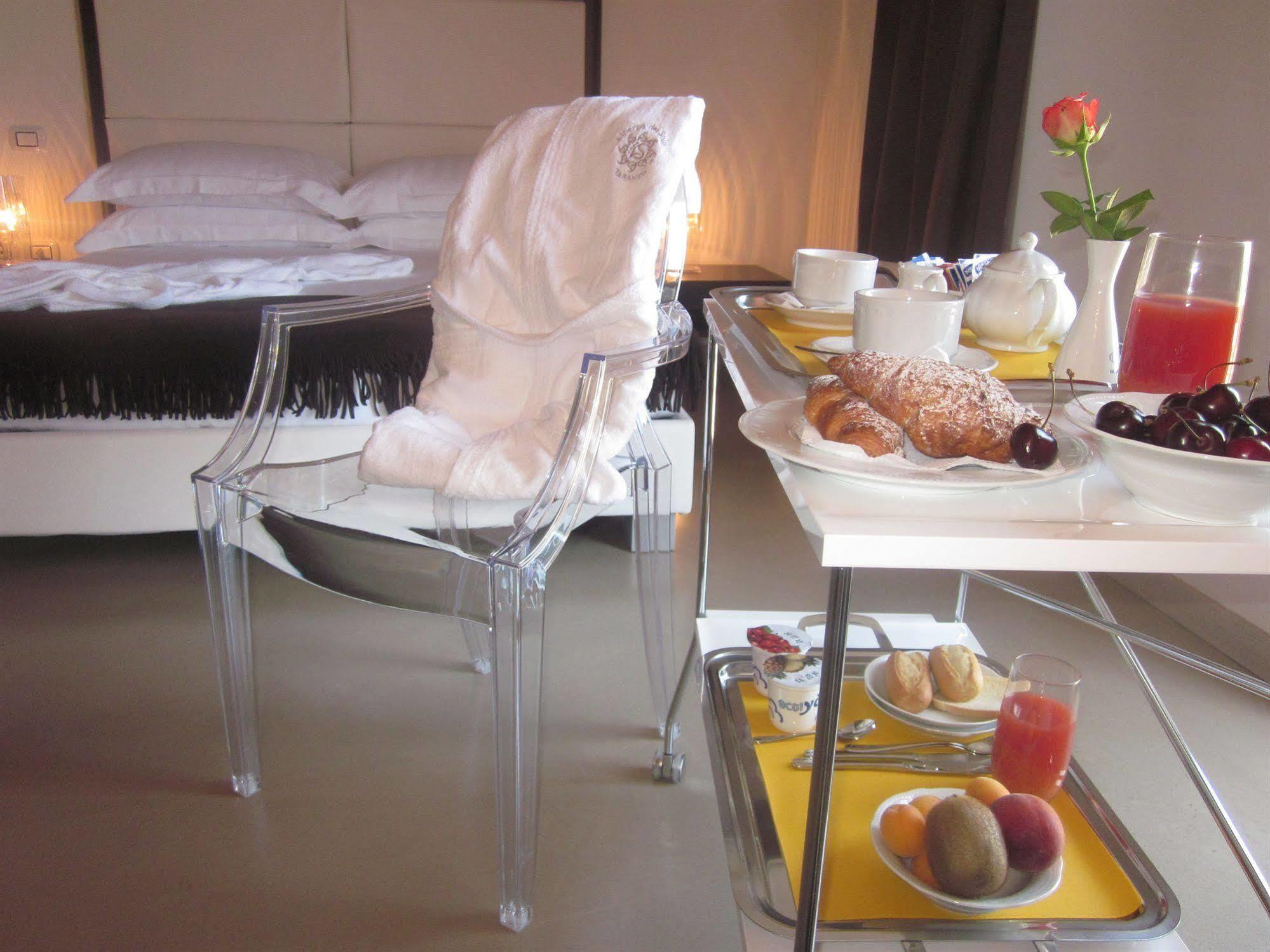 Albergo Del Sole Таранто Экстерьер фото